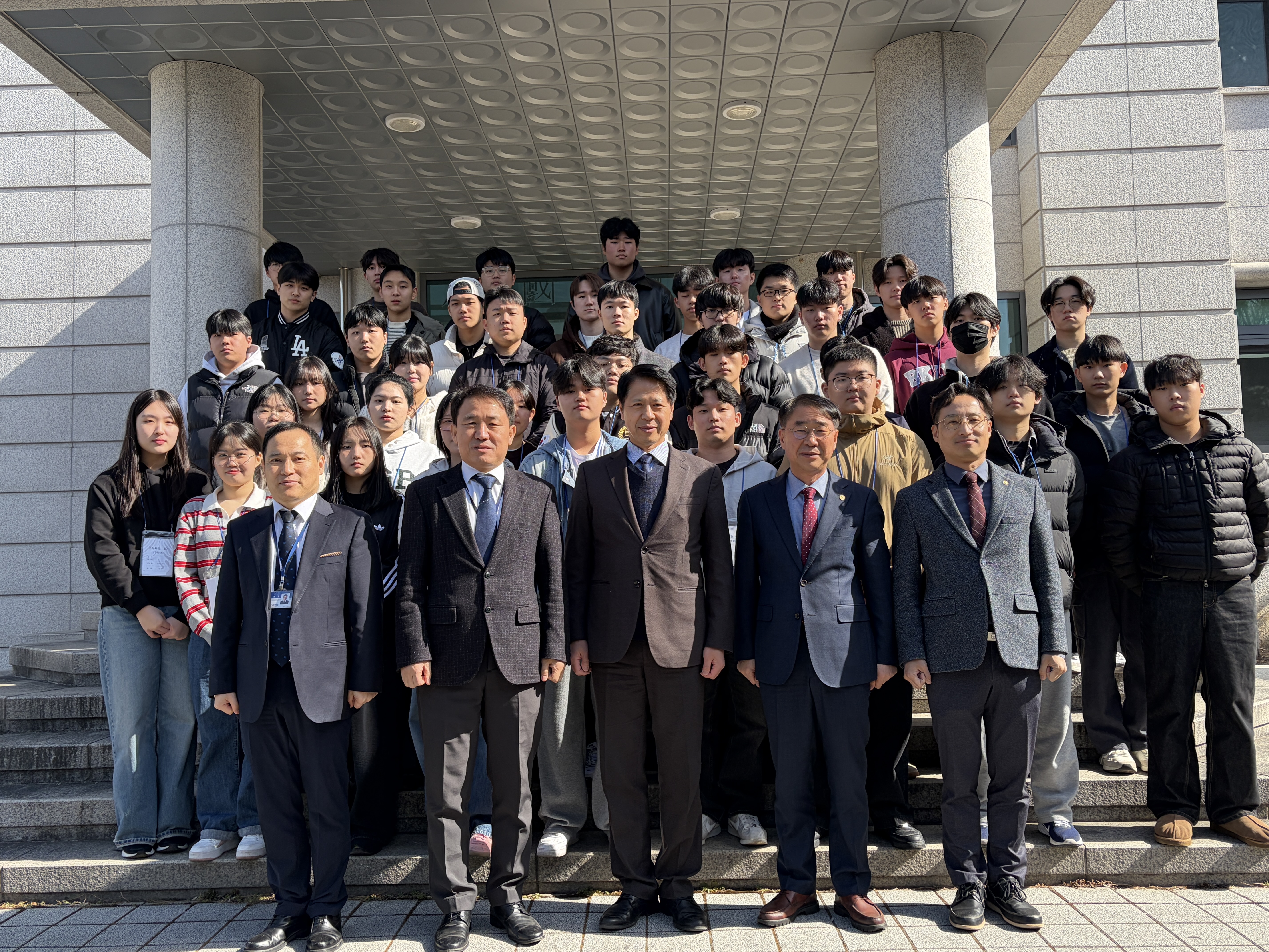 16기 오티 단체사진(260223)1.jpg